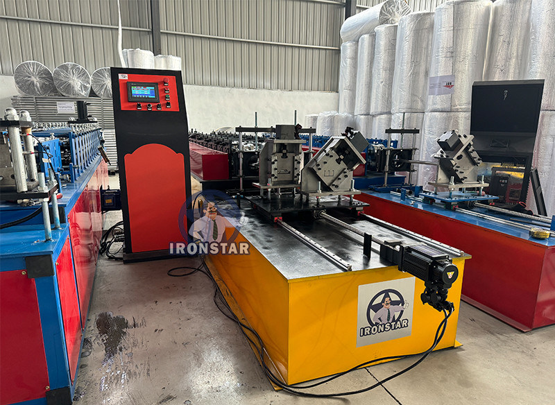 “C Channel And Omega Profile 2 In 1 Roll Forming Machine Automatic Steel Purlin Making Machine For Bolivia Construction Building Material Production”