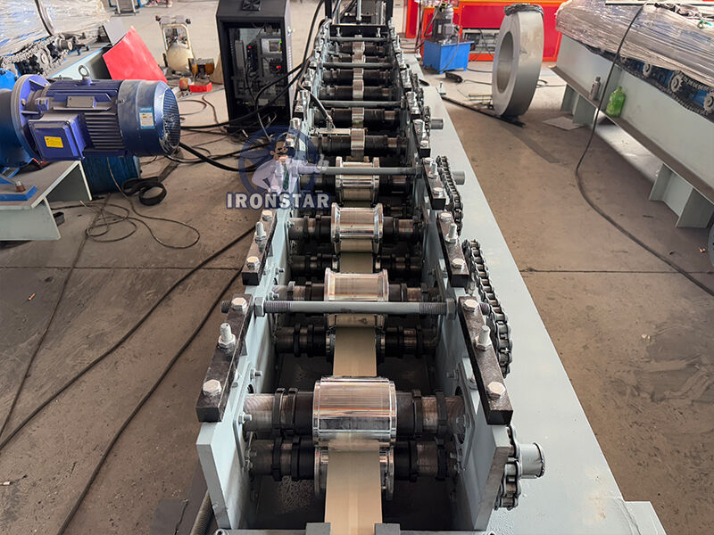 “2-in-1 Omega & U Channel Roll Former With Punching For American Building Punching Holes Omega U Profile 2 In 1 Roll Forming Machine ”