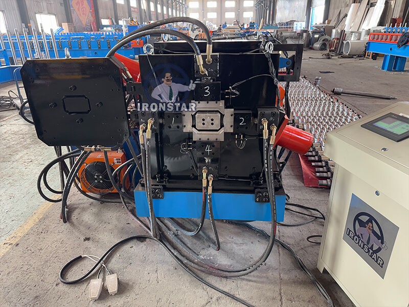 “3 In 1 Water Downpipe Roll Forming Machine USA Standard Multi Function Rainwater Gutter Downspout Profile Forming Machine Metal Down Pipe Making Machinery American Building Construction”
